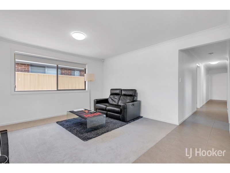 92 Keane Avenue, Munno Para West SA 5115