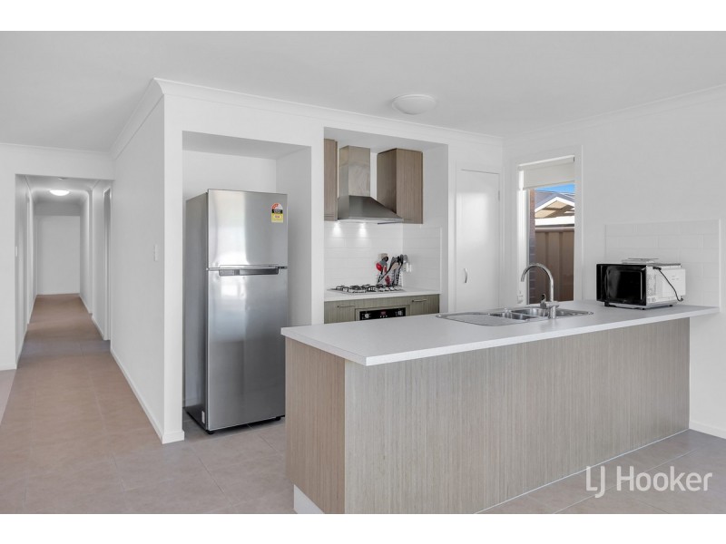 92 Keane Avenue, Munno Para West SA 5115