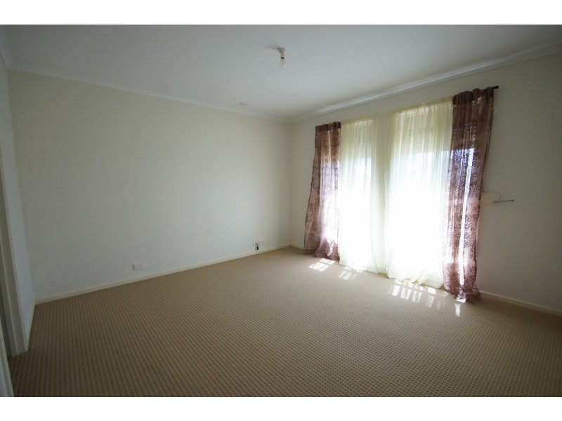 19 Charta Circuit, Smithfield SA 5114