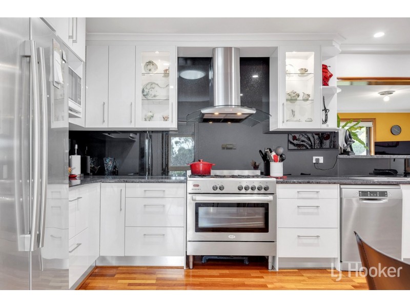 19 Rosewall Avenue, Gulfview Heights SA 5096