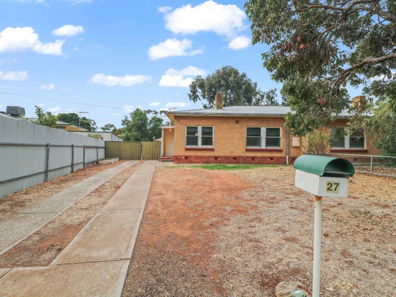 27 Durdin Road, Elizabeth Vale SA 5112
