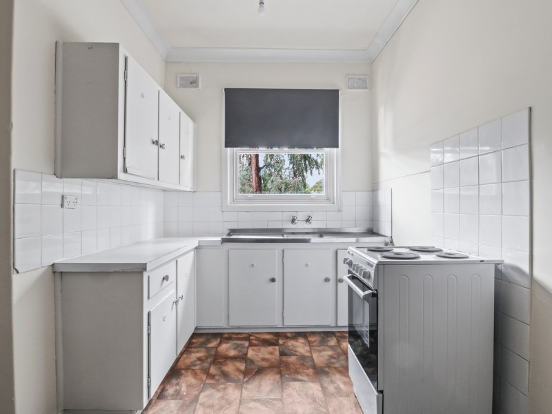 27 Durdin Road, Elizabeth Vale SA 5112