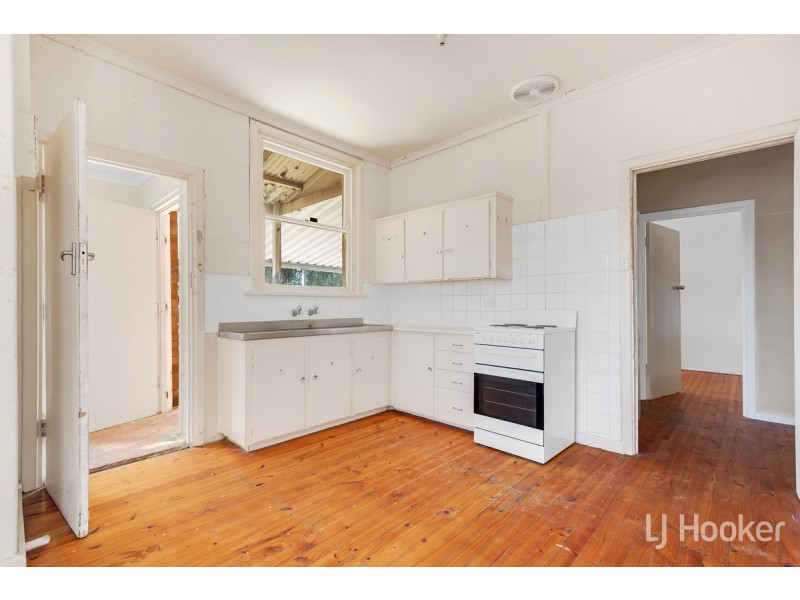 19 Midlow Road, Elizabeth Downs SA 5113