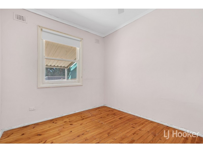 19 Midlow Road, Elizabeth Downs SA 5113