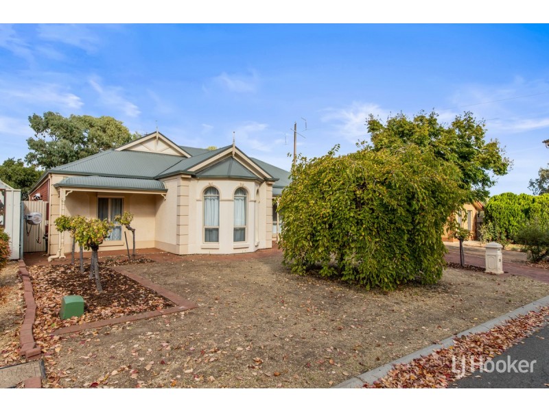 35 Castle Court, Blakeview SA 5114