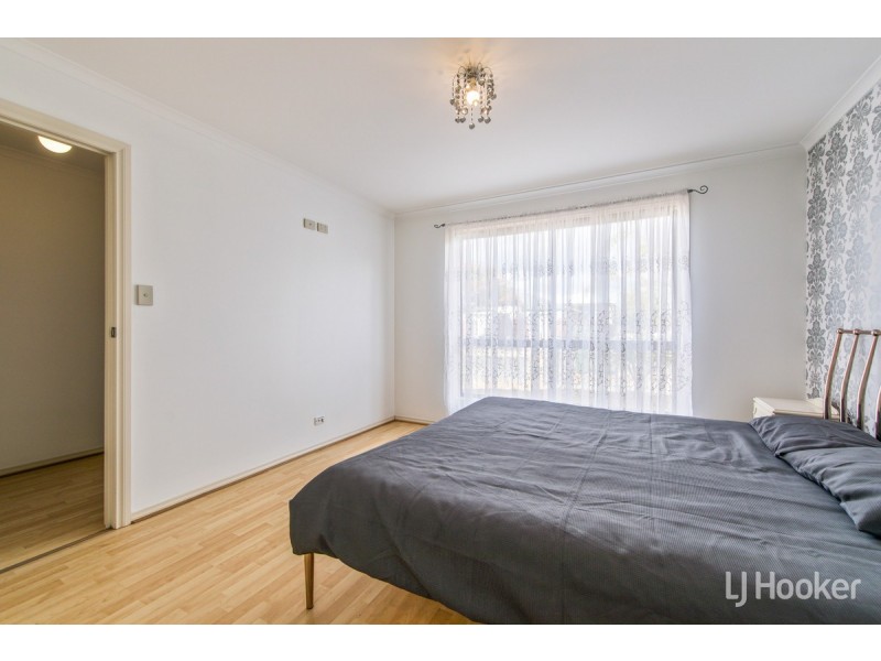 25 Riesling Crescent, Andrews Farm SA 5114