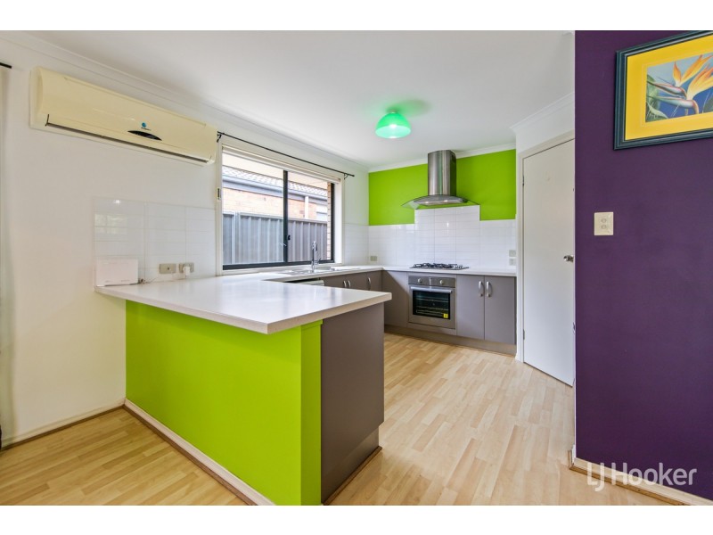 25 Riesling Crescent, Andrews Farm SA 5114