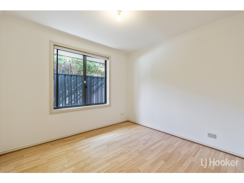 25 Riesling Crescent, Andrews Farm SA 5114
