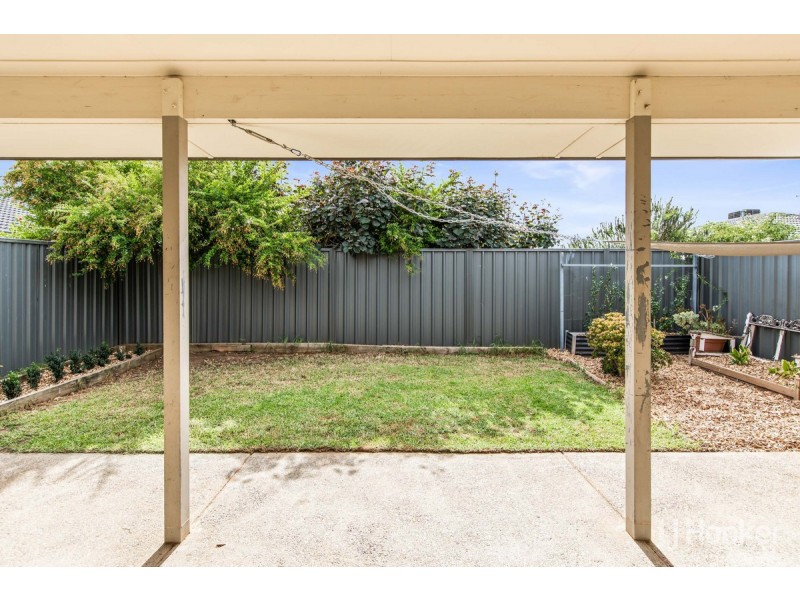 25 Riesling Crescent, Andrews Farm SA 5114