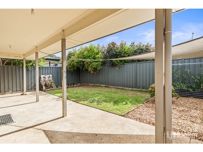 25 Riesling Crescent, Andrews Farm SA 5114