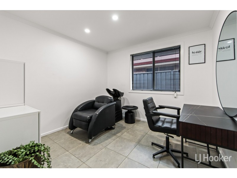 22 Oakwood Circuit, Munno Para West SA 5115