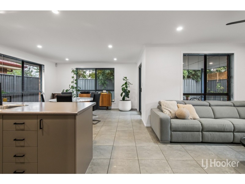 22 Oakwood Circuit, Munno Para West SA 5115