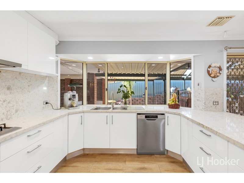 2 Hammond Close, Hillbank SA 5112