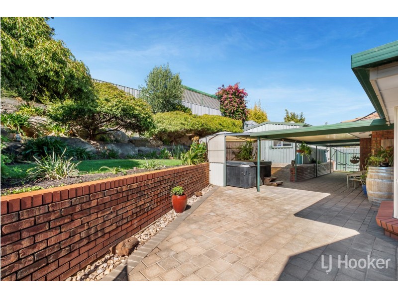 2 Hammond Close, Hillbank SA 5112