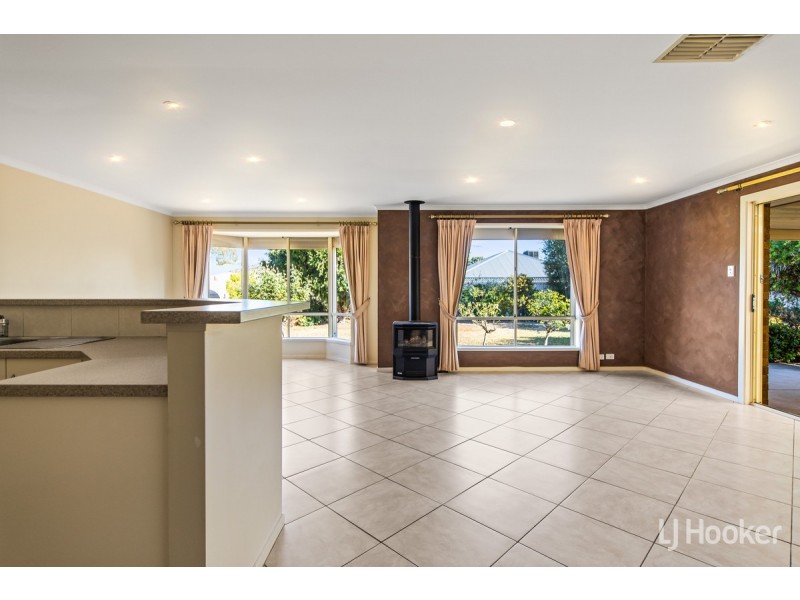 28 Iberia Way, Smithfield SA 5114