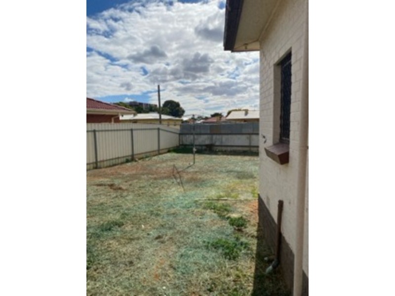 2 Plaitford Street, Elizabeth Vale SA 5112