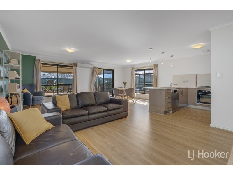 35 Kingate Boulevard, Blakeview SA 5114