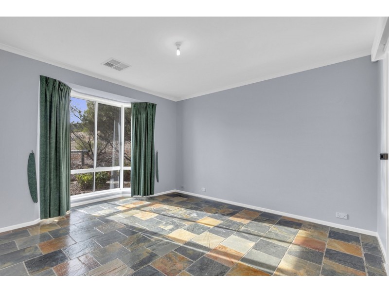 8 Abercrombie Court, Hillbank SA 5112