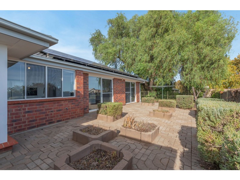 8 Abercrombie Court, Hillbank SA 5112