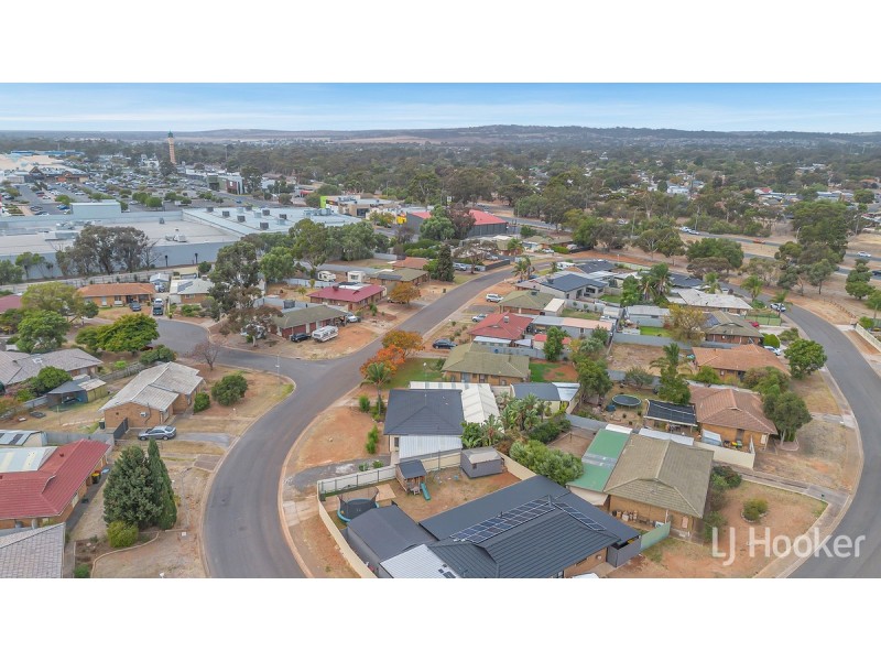 9 Bagalowie Crescent, Smithfield SA 5114