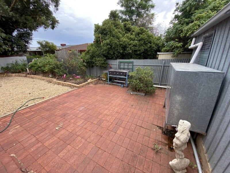 464 Bridge Road, Para Hills West SA 5096