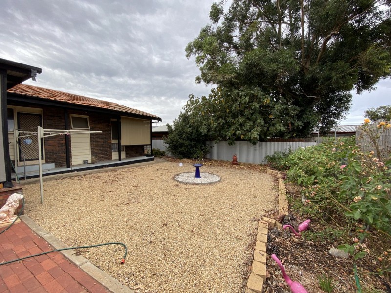 464 Bridge Road, Para Hills West SA 5096