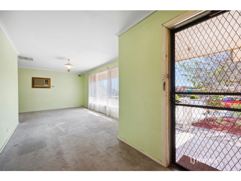 18 Seaborough Road, Elizabeth Park SA 5113