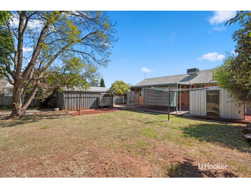18 Seaborough Road, Elizabeth Park SA 5113