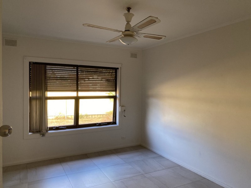 1 Athalie Avenue, Parafield Gardens SA 5107
