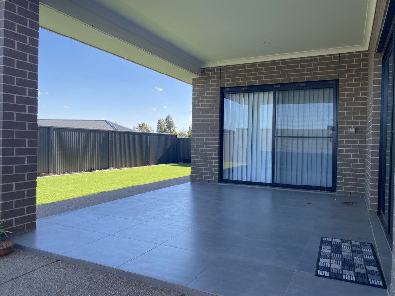 51 Burnlea Parade, Blakeview SA 5114