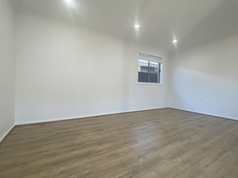 9 Coorong Crescent, Andrews Farm SA 5114