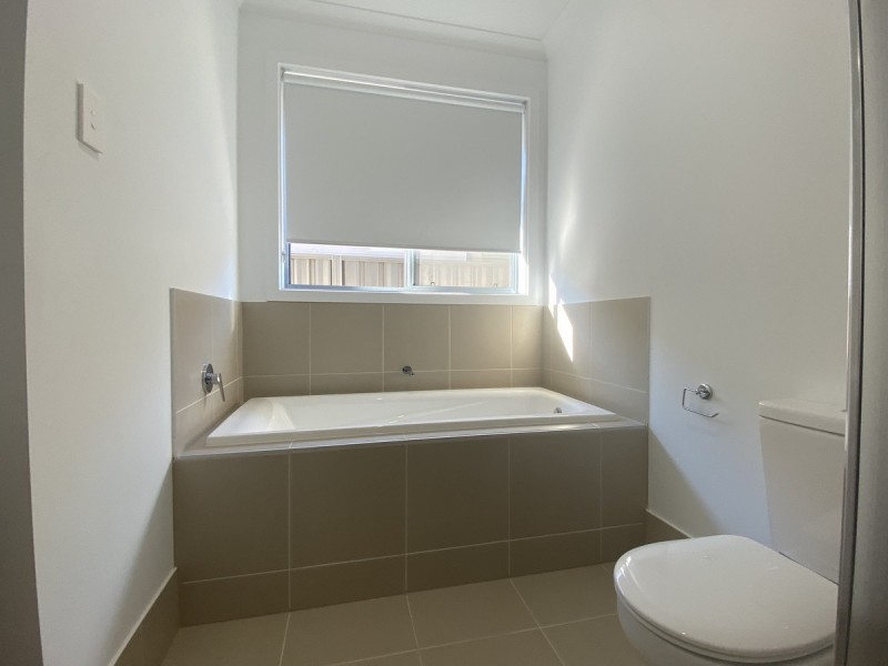 9 Coorong Crescent, Andrews Farm SA 5114