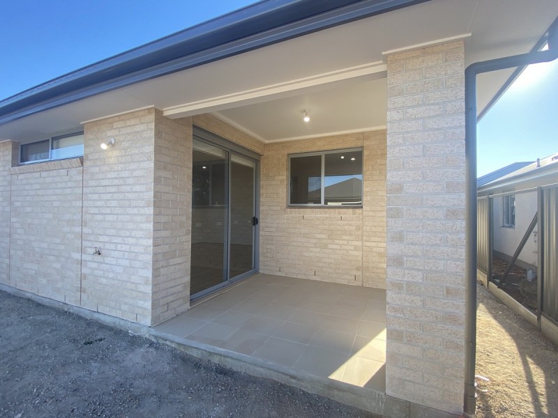 9 Coorong Crescent, Andrews Farm SA 5114