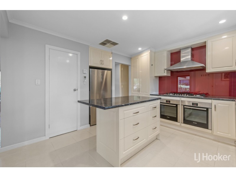 8 Brabham Crescent, Gulfview Heights SA 5096