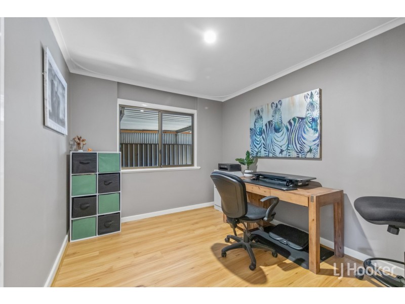 8 Brabham Crescent, Gulfview Heights SA 5096