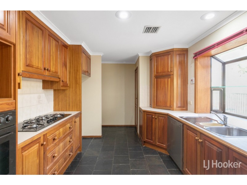 8 Cardnell Crescent, Elizabeth East SA 5112