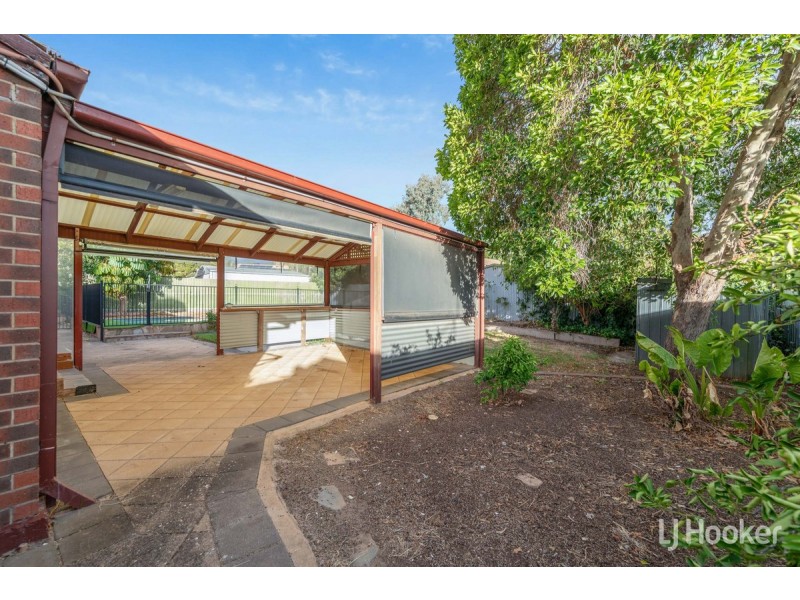 8 Cardnell Crescent, Elizabeth East SA 5112