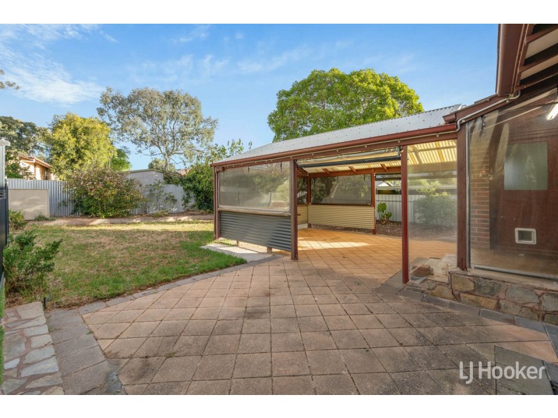 8 Cardnell Crescent, Elizabeth East SA 5112