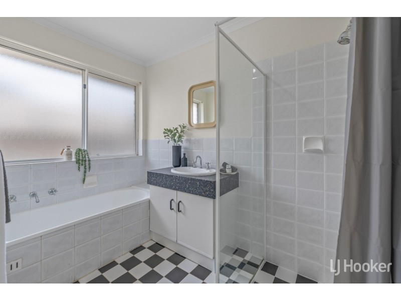 16 Tarqui Drive, Paralowie SA 5108