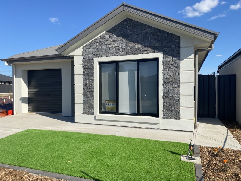 30 Gibson Street, Smithfield Plains SA 5114