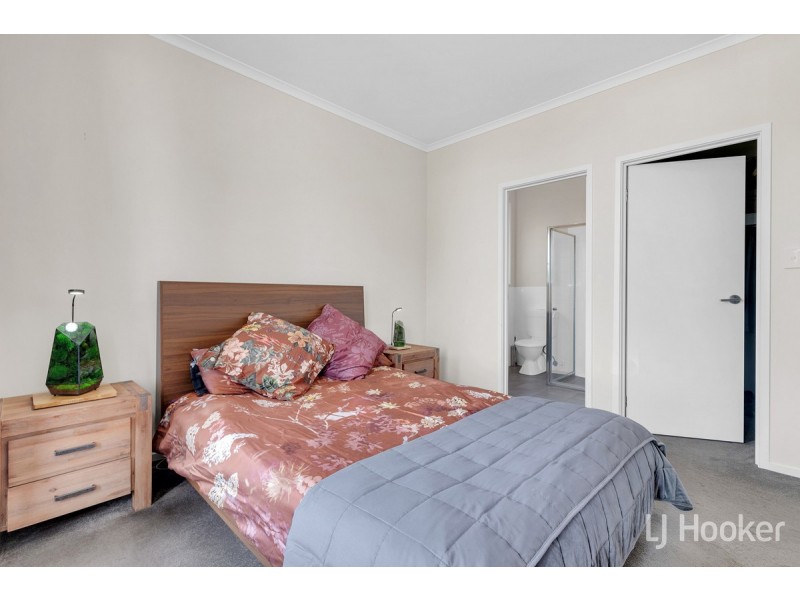 8 Pride Avenue, Munno Para SA 5115