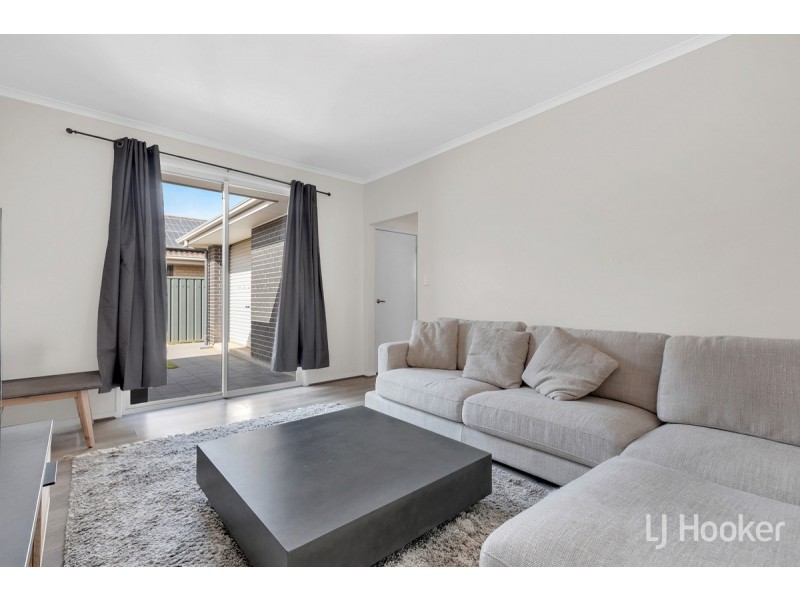 8 Pride Avenue, Munno Para SA 5115