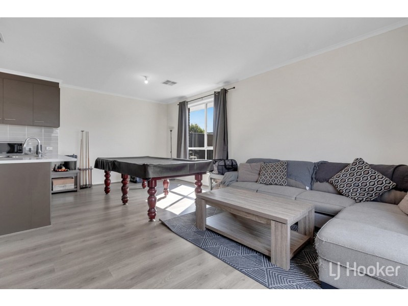 8 Pride Avenue, Munno Para SA 5115