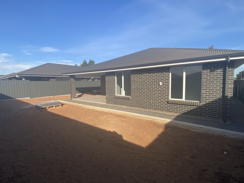 247 Newton Boulevard, Munno Para SA 5115