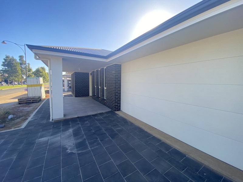 247 Newton Boulevard, Munno Para SA 5115