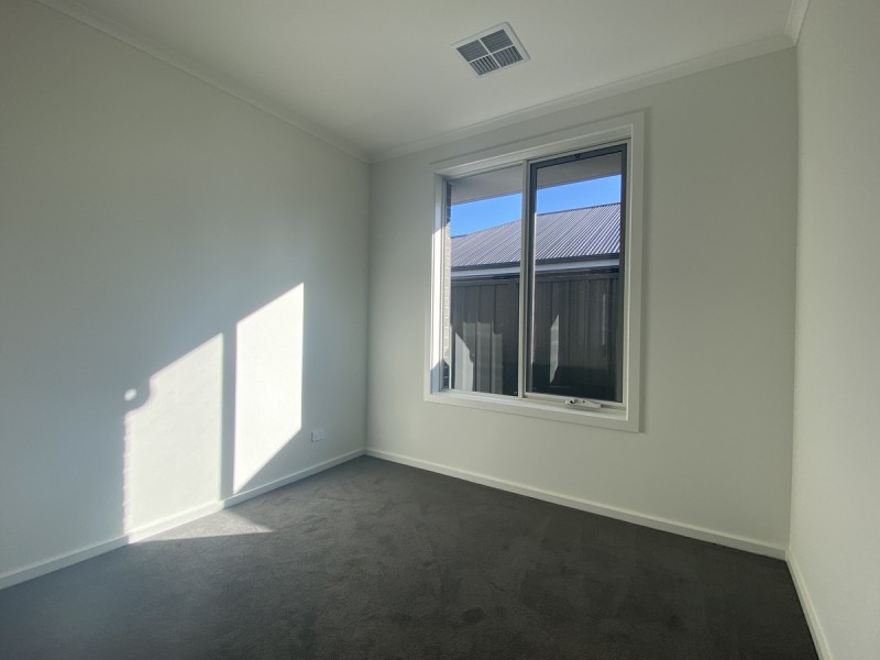 247 Newton Boulevard, Munno Para SA 5115