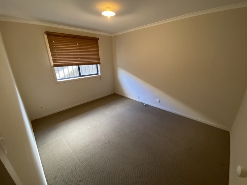 21 Chateau Avenue, Andrews Farm SA 5114