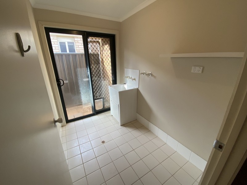 21 Chateau Avenue, Andrews Farm SA 5114