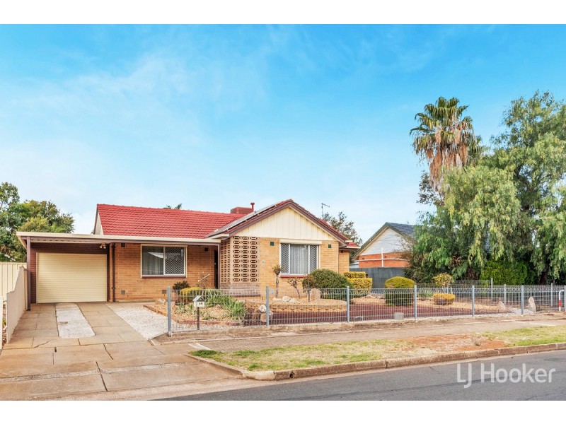 60 St Leonard Crescent, Elizabeth Downs SA 5113