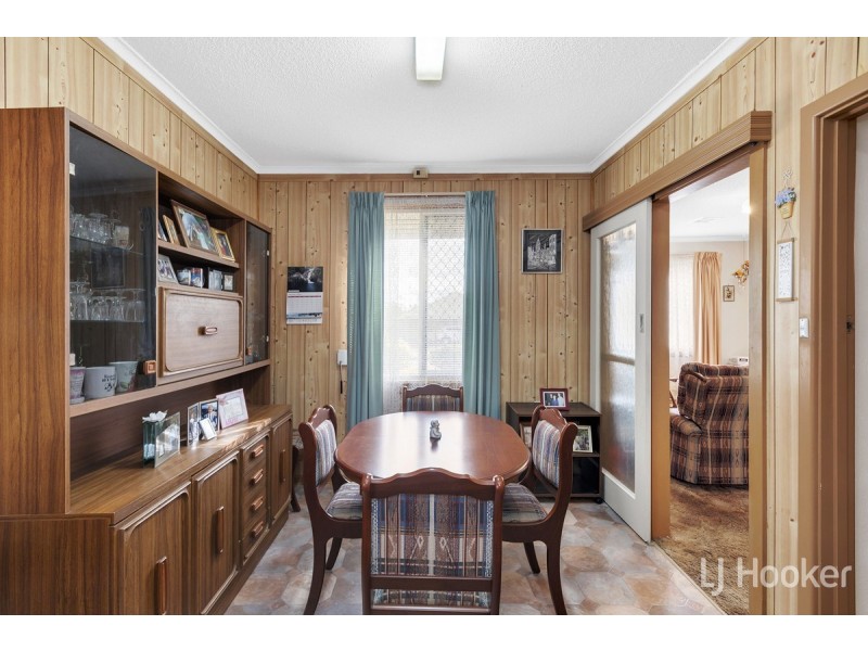 60 St Leonard Crescent, Elizabeth Downs SA 5113